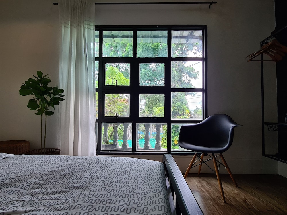 Hand Hotel