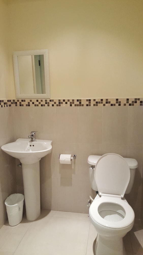 Executive Suites - Palms of Ottawa