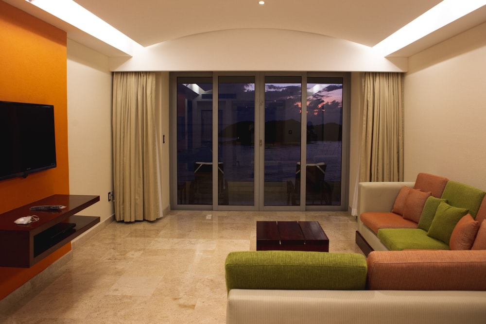 Hotel Azul Ixtapa Grand Resort Spa and Convention Center