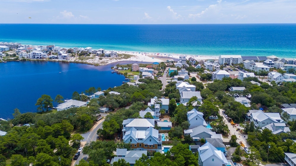 Magnolia Tides 6 Bedroom Home
