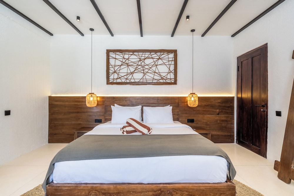 Sacred Jungle by EVDEkimi Ubud – Modern Villas and Apartments with Kitchens, Pools, & Personalized Concierge Service