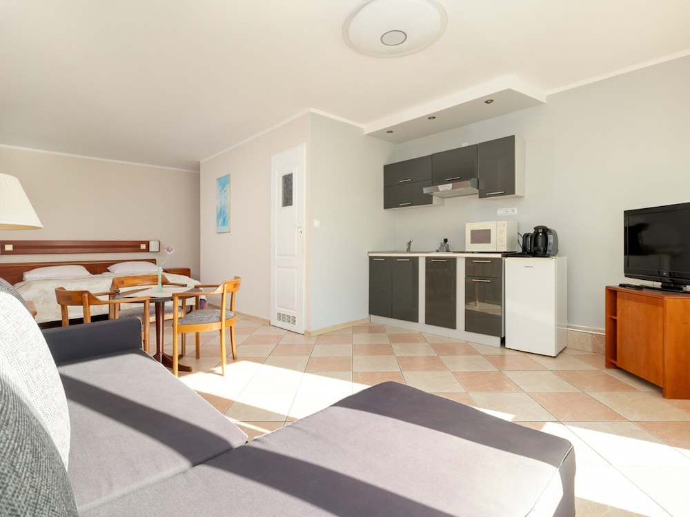 Holiday Studio in Rewal, Breakfast Included