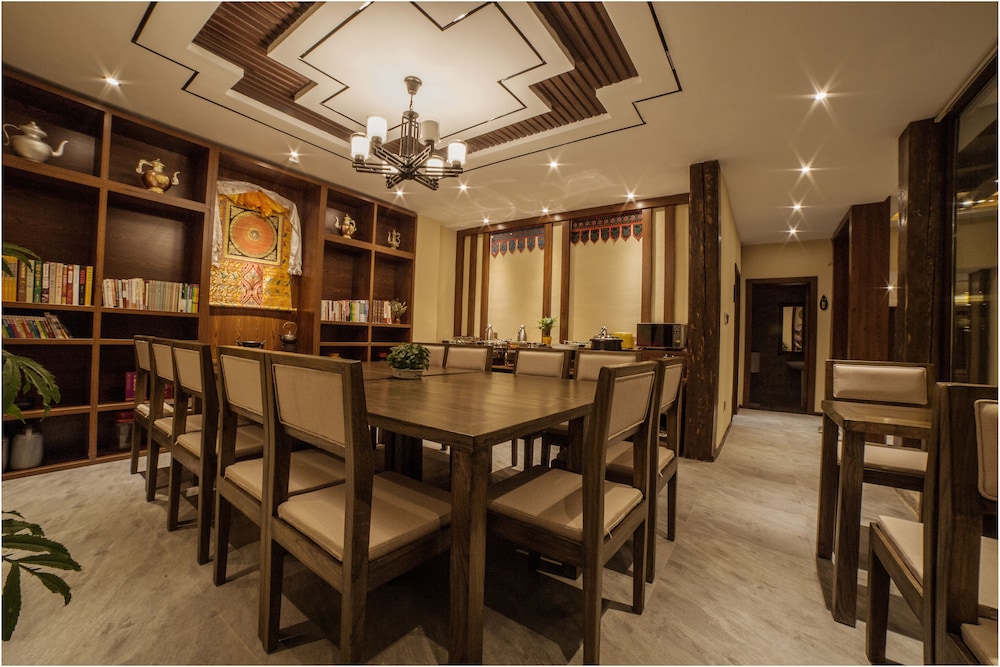 meeting & event spaces
