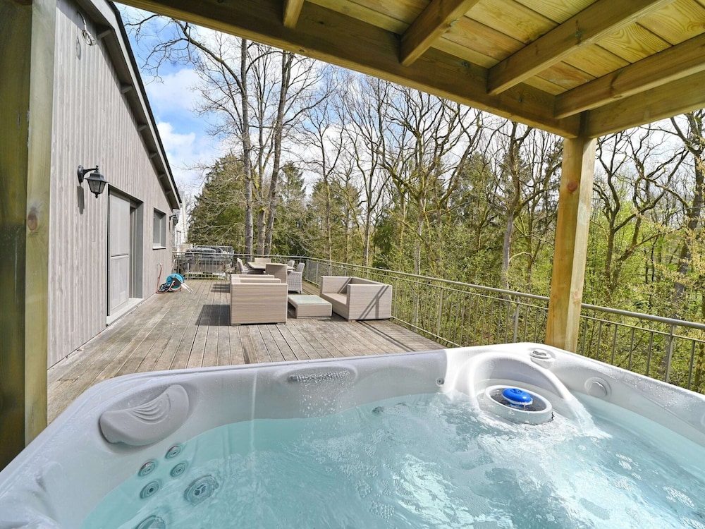 Holiday Home in Durbuy With Hot Tub & Sauna