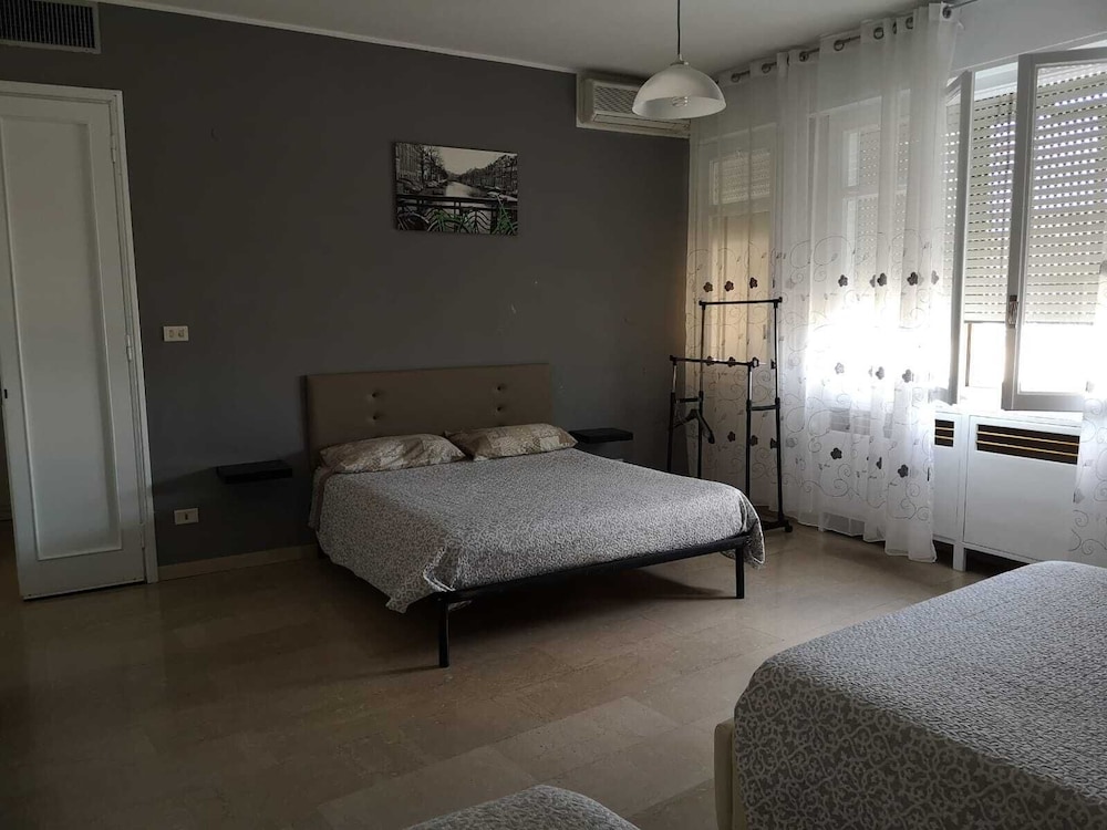Amendola Apartments view 3