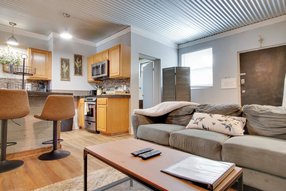 Commuter-friendly Rental Unit in Greenwood!