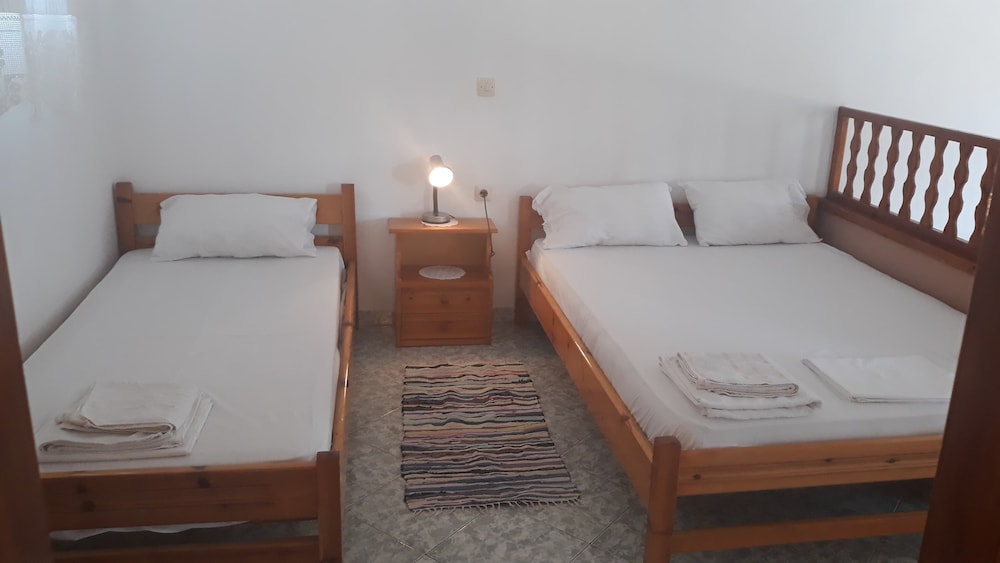 Ambeles Apartments photo 5