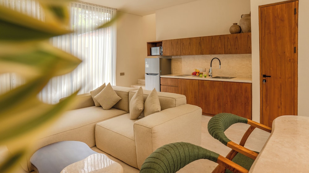 Suom Hotel and Villas