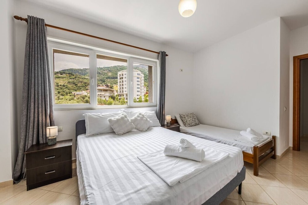 Seaside Stay Apartment