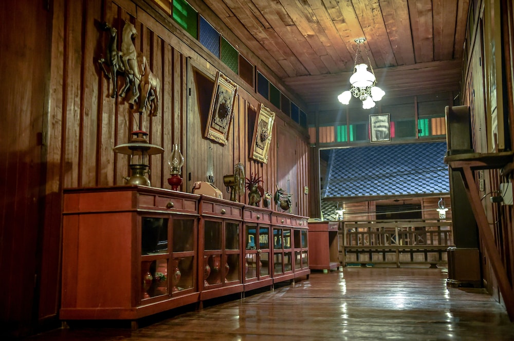 Poonsawasdi Hotel