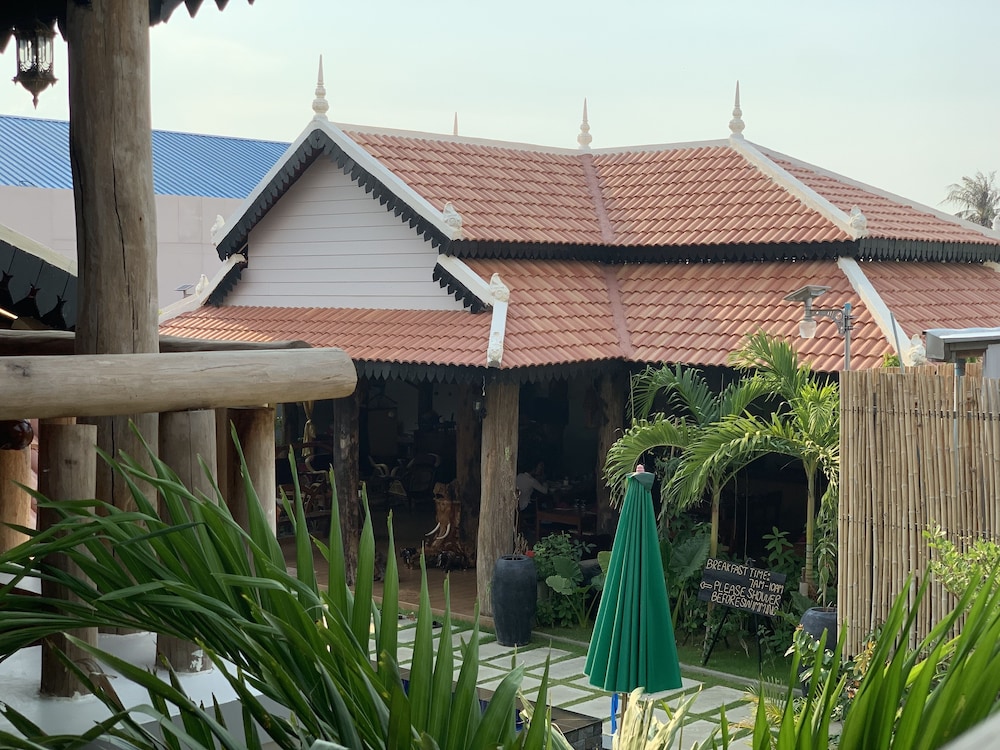Moloppor Villa