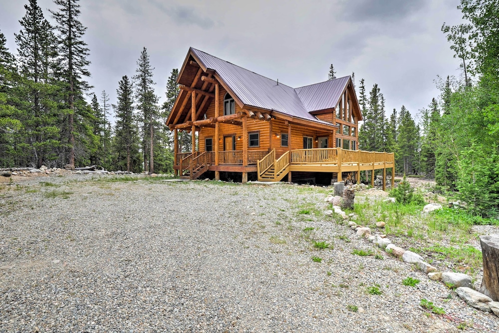 Fairplay Log Cabin w/ Deck & Incredible Mtn Views view 4