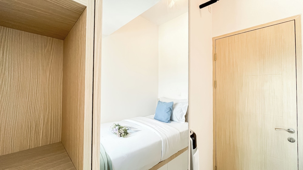 Simple Designed 2Br Near Tokyo Hub At Tokyo Riverside Pik 2 Apartment