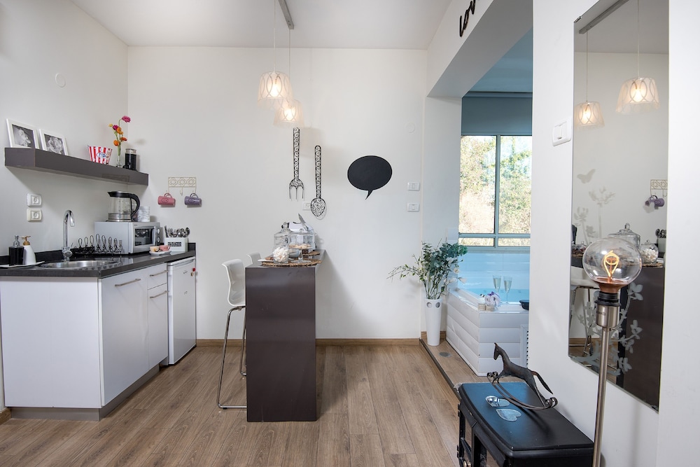 Osnata Boutique Suites