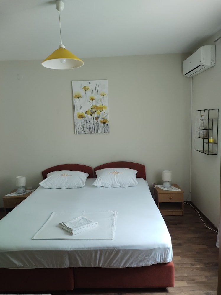 Anna Guesthouse