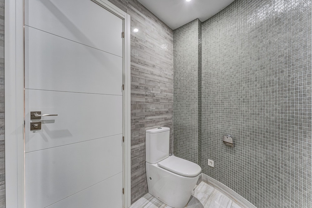 BAL Apartments - Adults Only