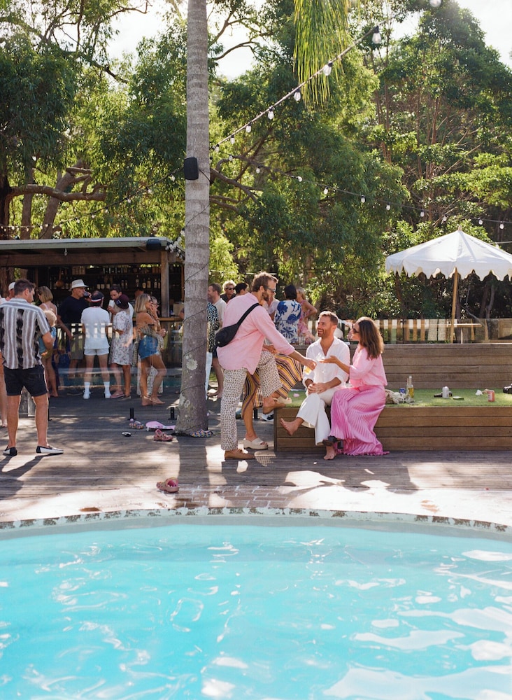 Surfaris Retreat