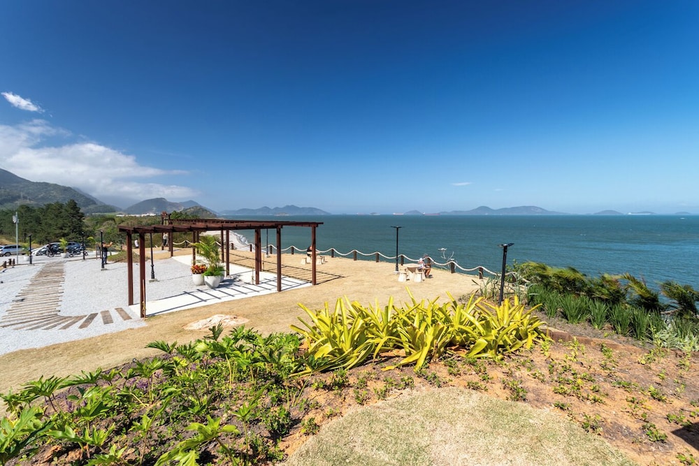 Loft em Condom nio com mar em Mangaratiba