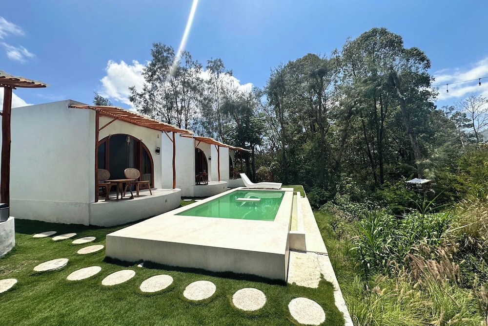 Felysia Villa III