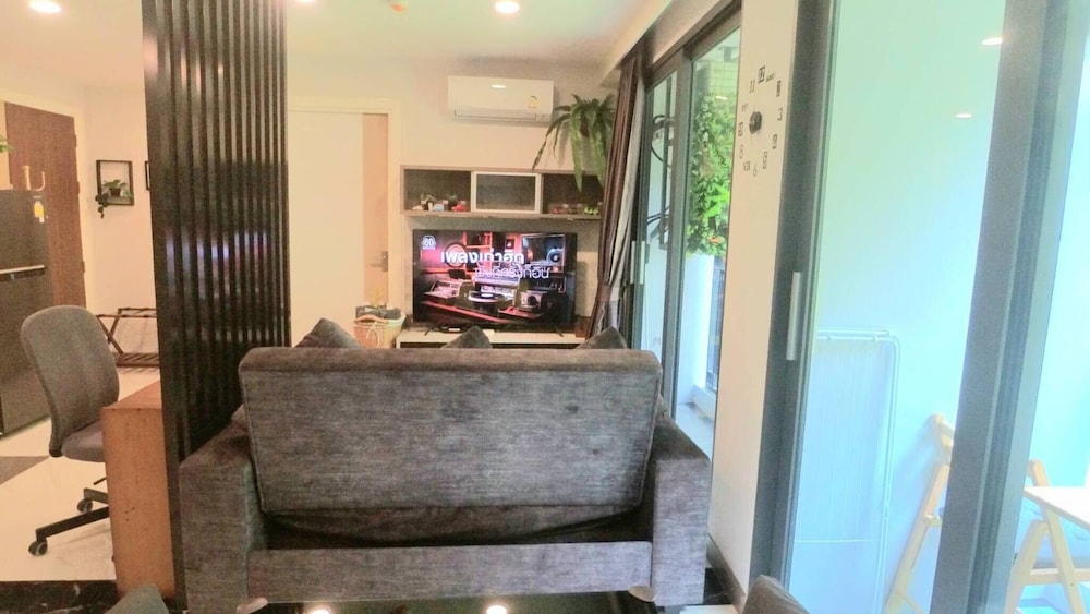 A206- 2 Bdr Condo With Forest View, Ao Nang Beach view 4