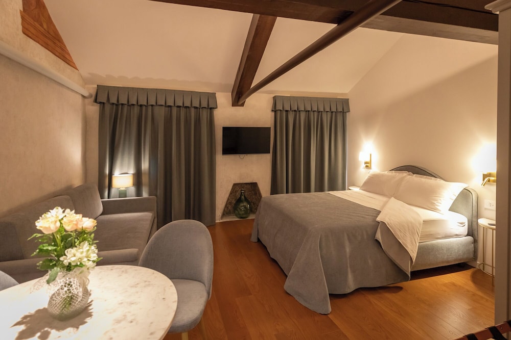 Castello di Porcìa - Residence
