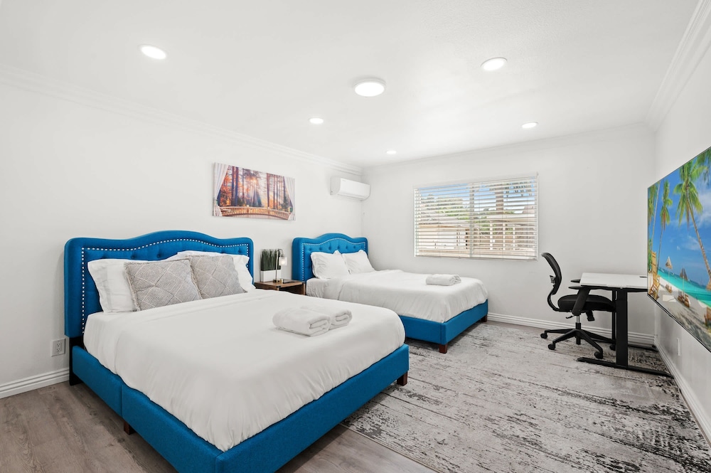 Spacious Bright Home Fully Equipped