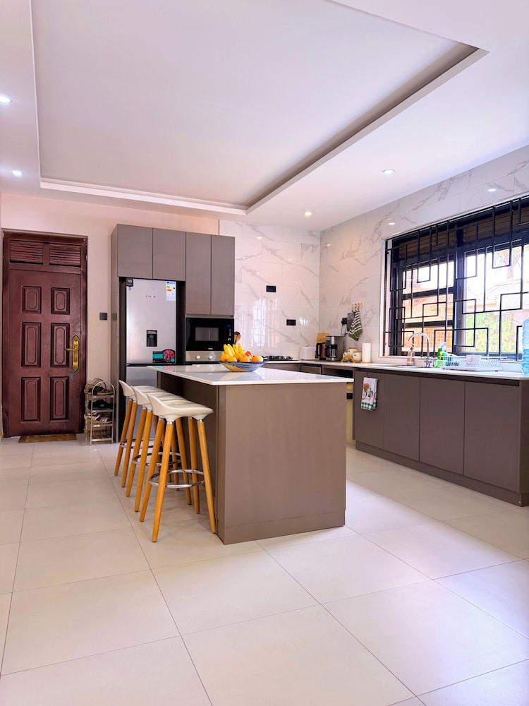 Jay Jay Homes