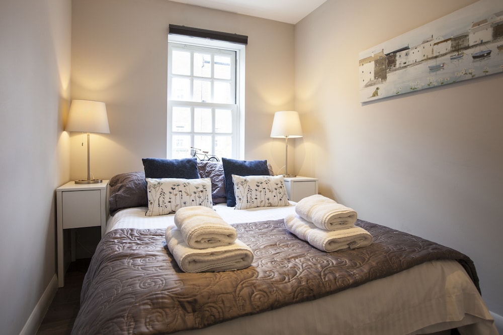 Oxford Vacations - The Huxley - Property Image 12