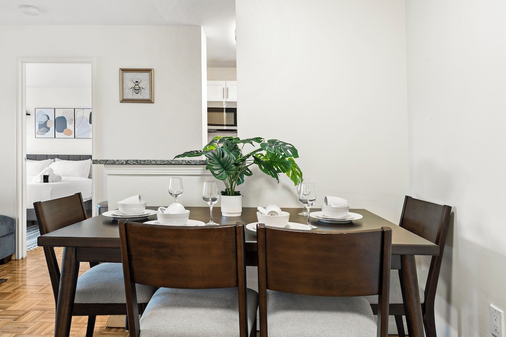 Furnished Apartment Near Longwood