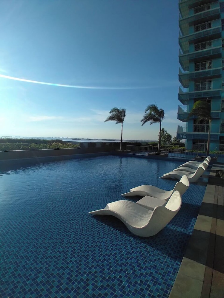 BAYSHORE RESIDENTIAL RESORT 2 PHASE 1
