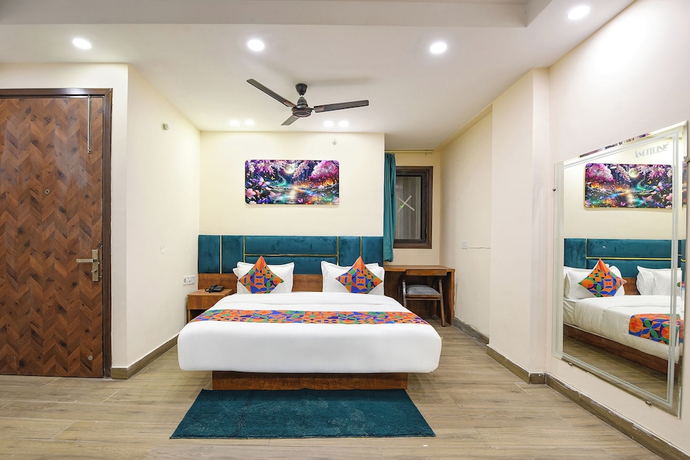 Fabhotel Angel Pink The Premium
