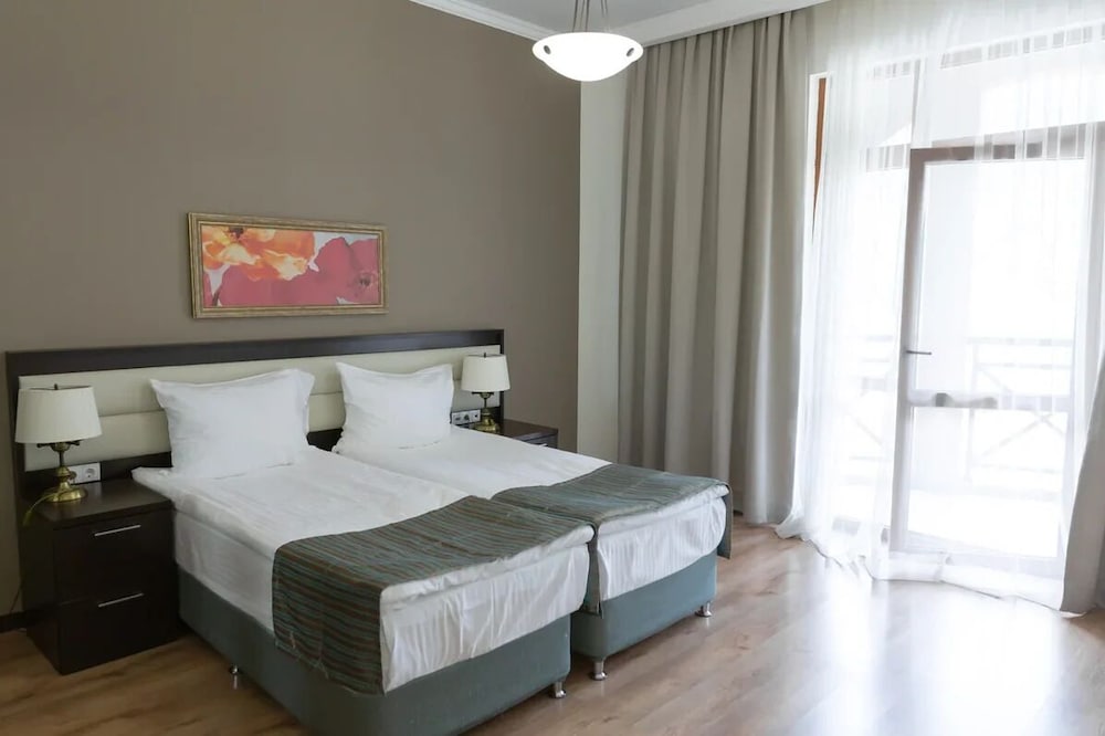 Premium Apartments Gorki Gorod 540 view 2