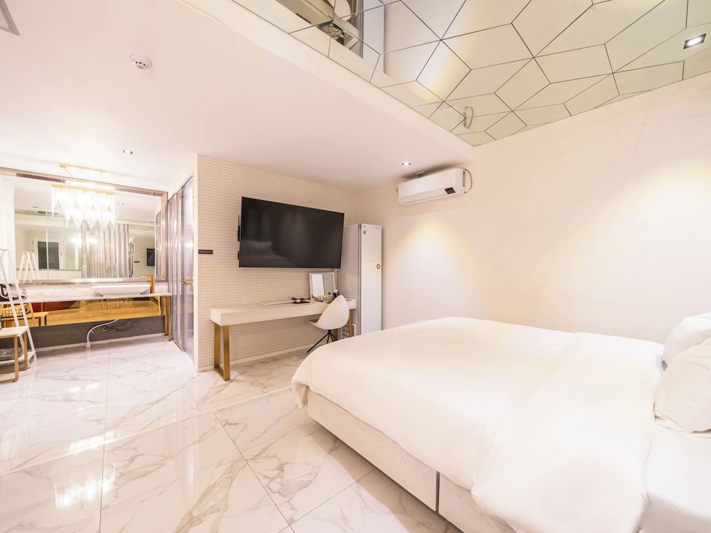 Yangsan Pyeongsan Denbastar Hotel