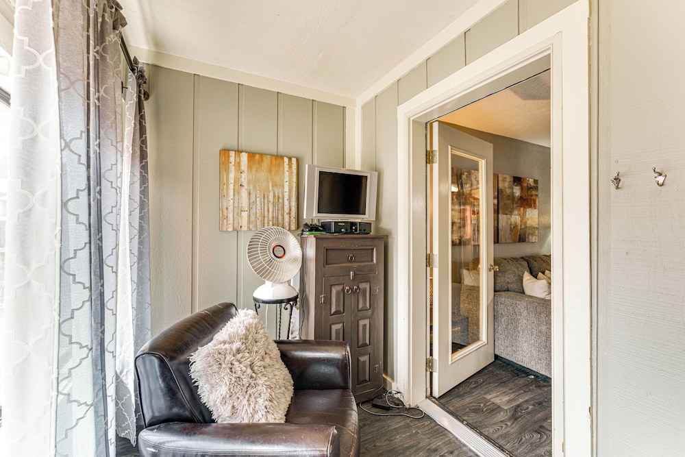 2 Blocks to Angel Fire Resort: Family Condo