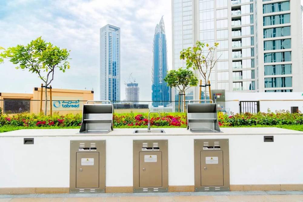 Burj Crown Lux Apartment by Dubai Mall