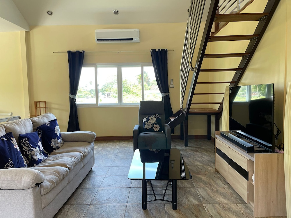 Quiet 2 bedroom house in Rawai