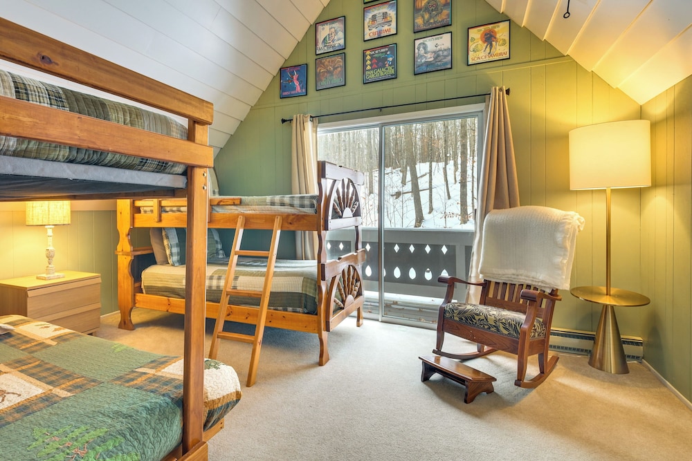 2 Mi to Schuss Mountain: Cozy Cabin w/ Deck