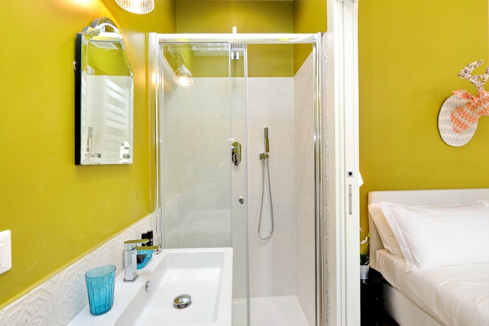 Rm-h501-pale6e2 Monti Apartments - M9