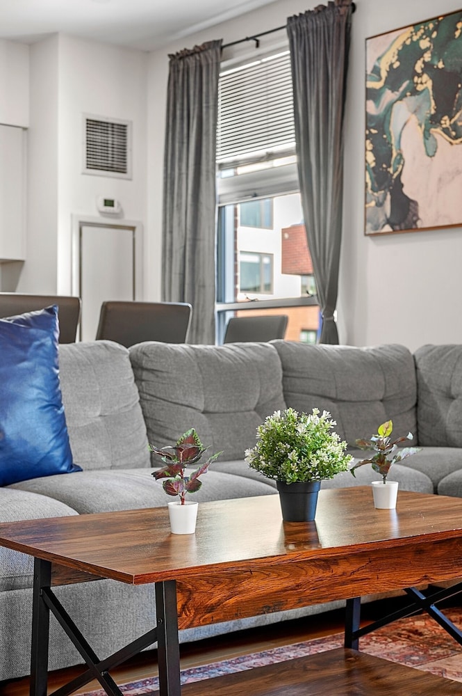 Furnished Apartment near BMC