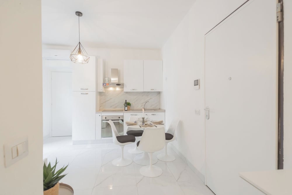 Luce Apartment by Rent all Como