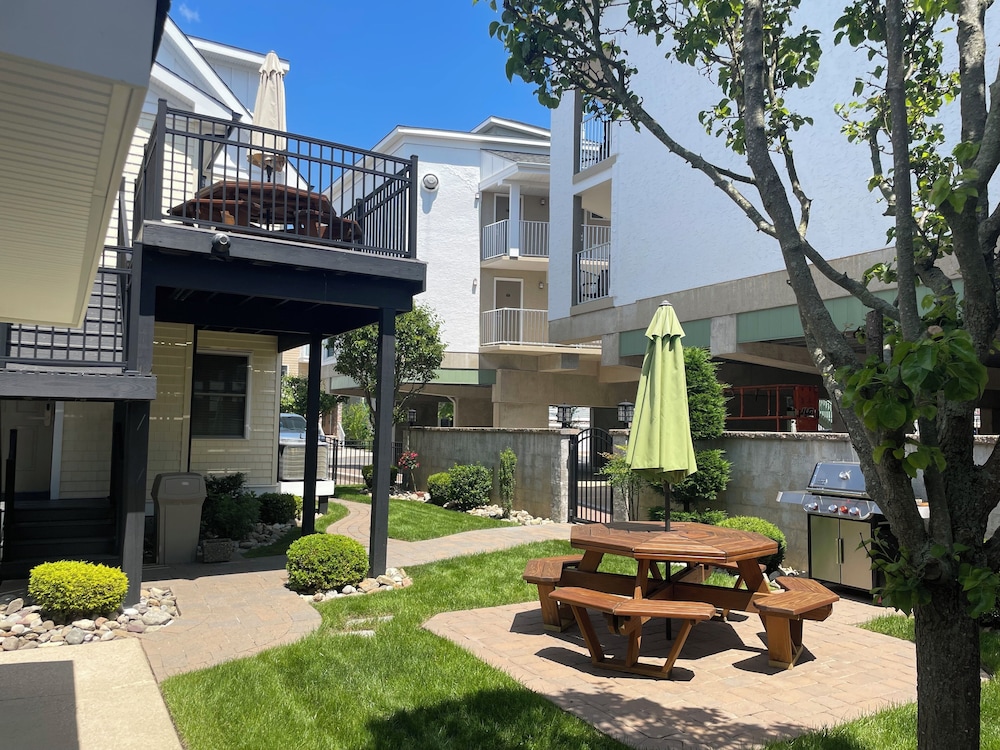 Ala Moana Motel