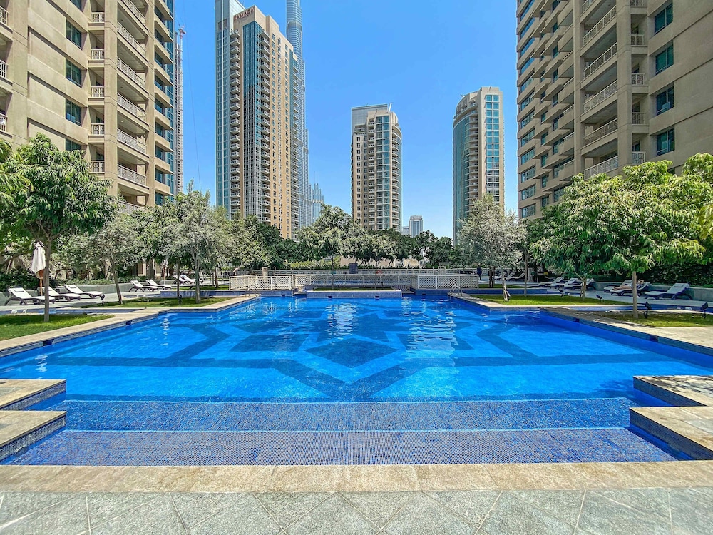 Silkhaus Near Burj Khalifa Modern High Floor