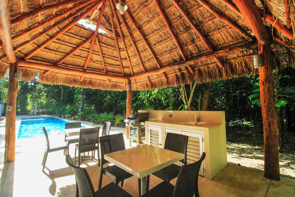 Sirenis Escape