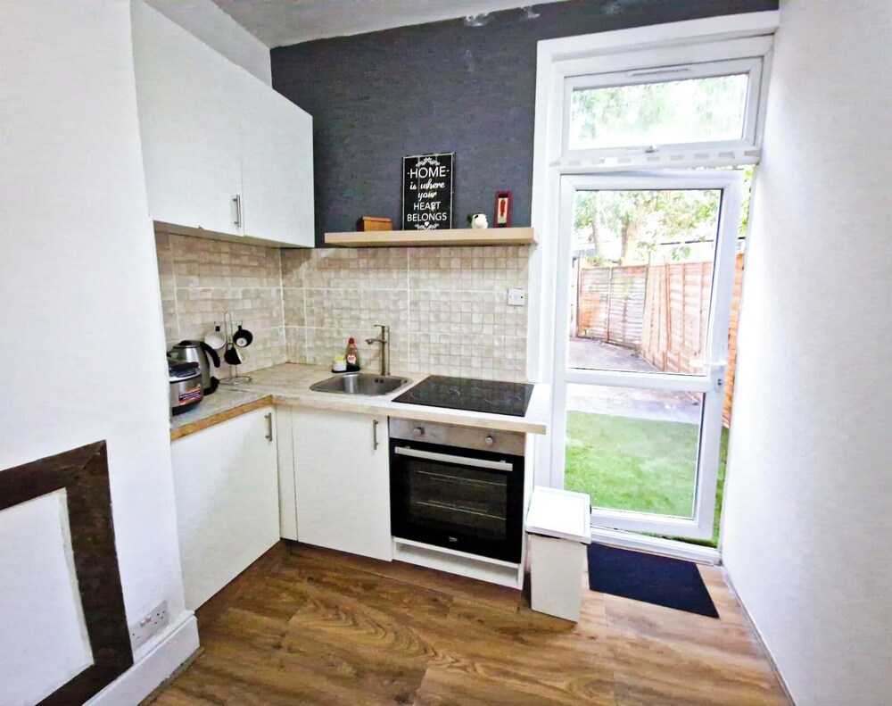 Cosy Affordable Near Central -up2 4 People/netflix