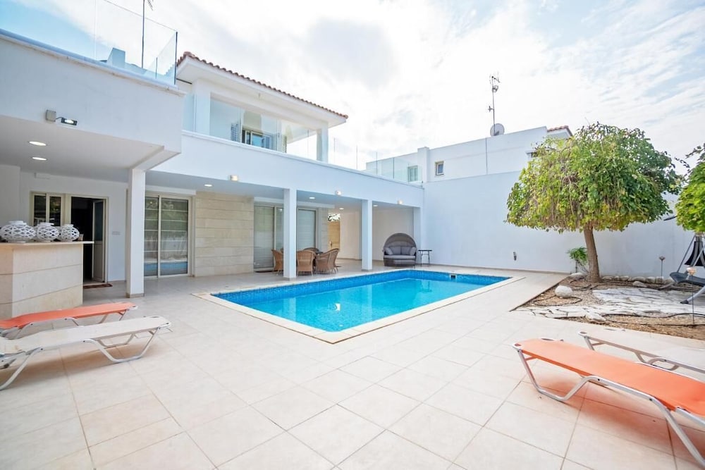 Beachfront 3 BDR Villa With Pool