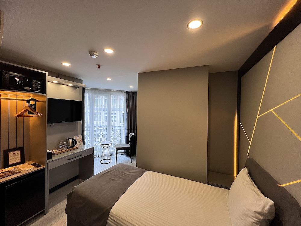 White Corner Otel - Image 24