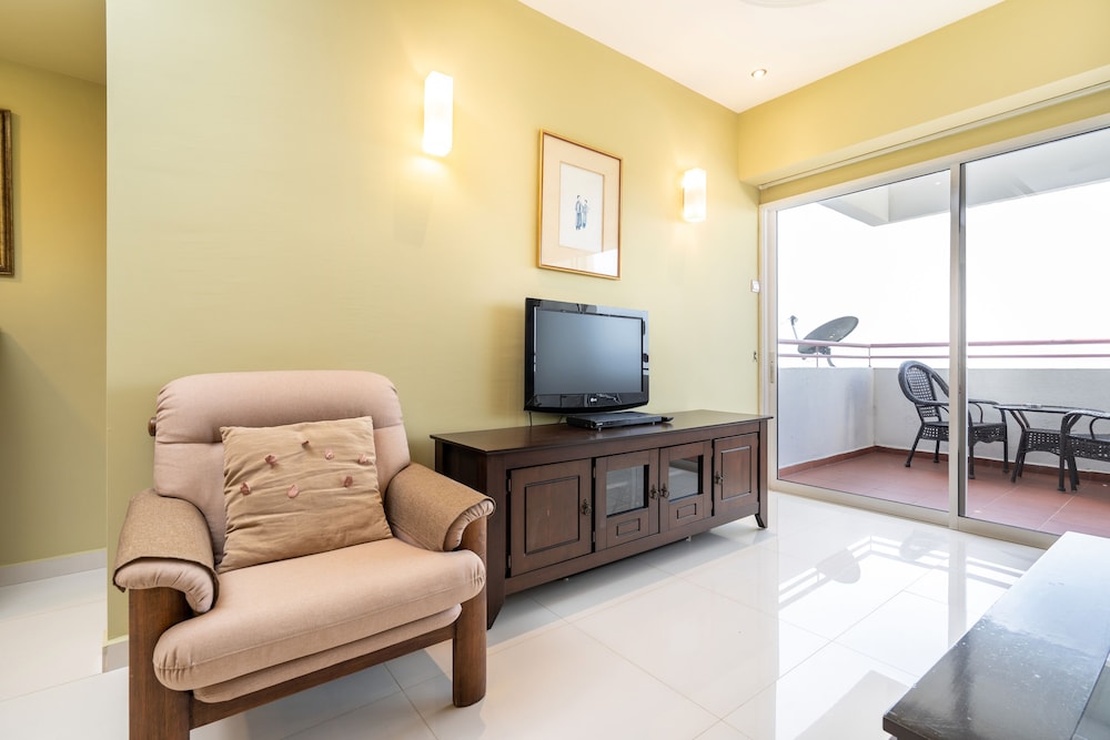 OYO Home 89794 Uncommon 2br Sri Sayang photo 5