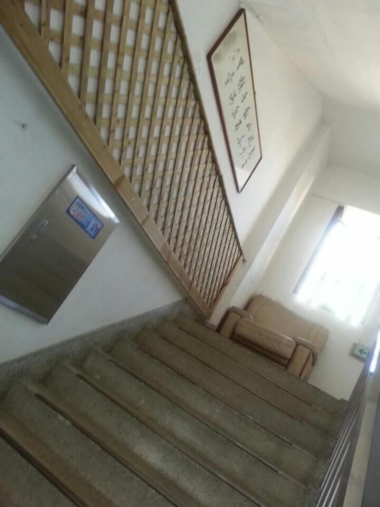 Hwaseong Guest House - Hostel