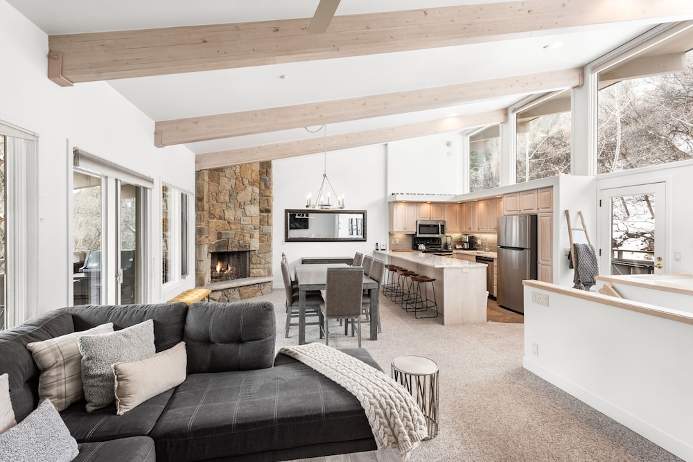 Aspen Snowmass Alps Apartments