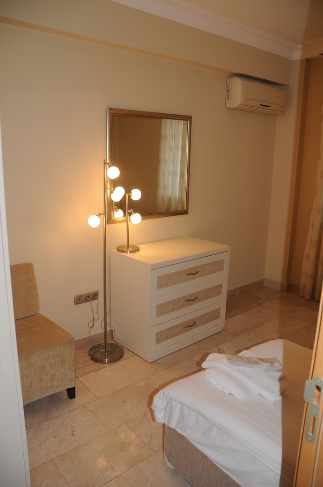Photo 24